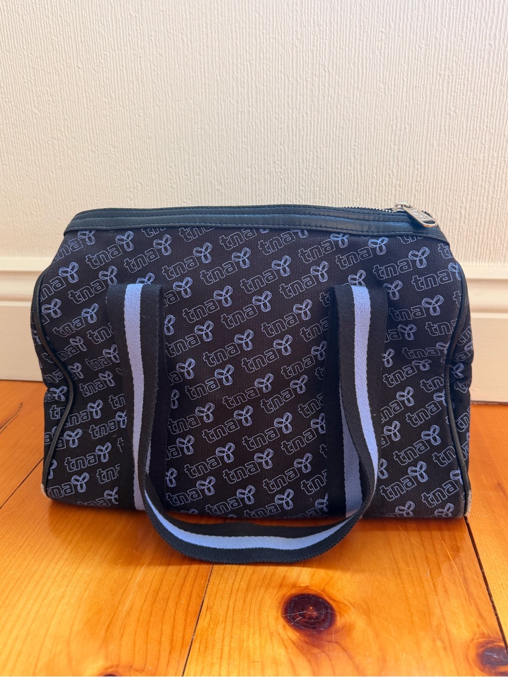 TNA | Aritzia Vintage Small Bowling Bag
